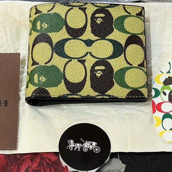 NWT COACH x BAPE SIGNATURE CANVAS W/APE HEAD BLACK COPPER/CAMO COIN MENS WALLET - Picture 6 of 16